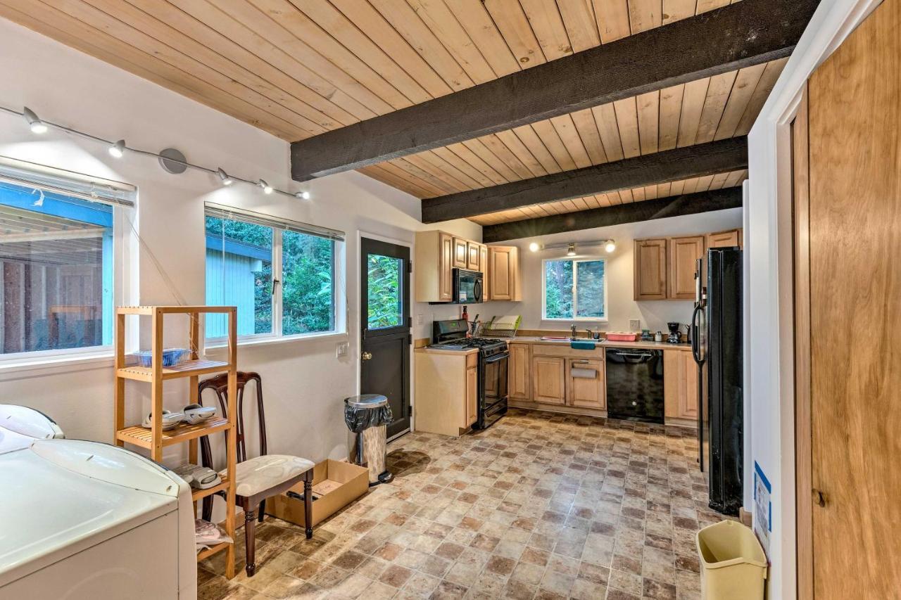 Updated 1970S Island Bungalow, 8 Miles To Seattle! Willa Mercer Island Zewnętrze zdjęcie