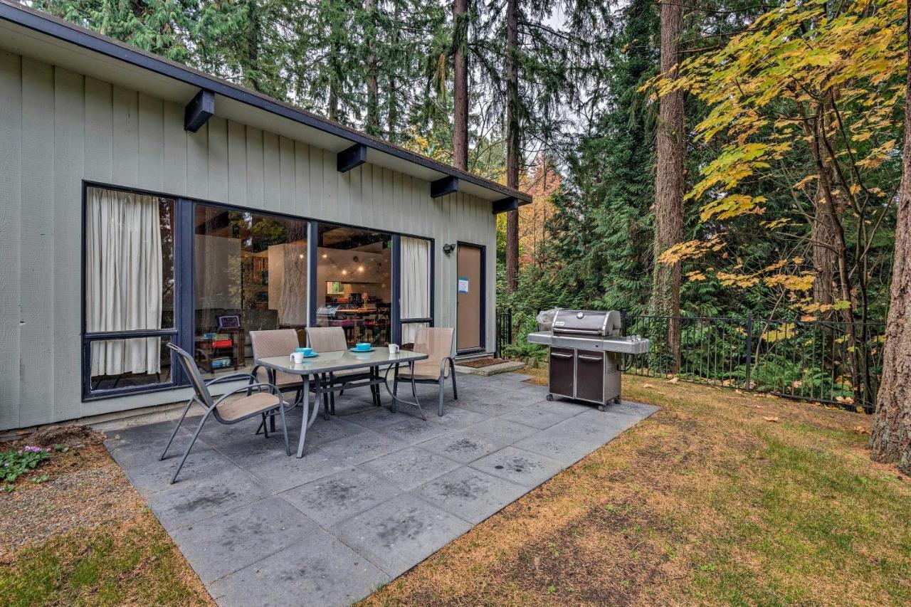 Updated 1970S Island Bungalow, 8 Miles To Seattle! Willa Mercer Island Zewnętrze zdjęcie